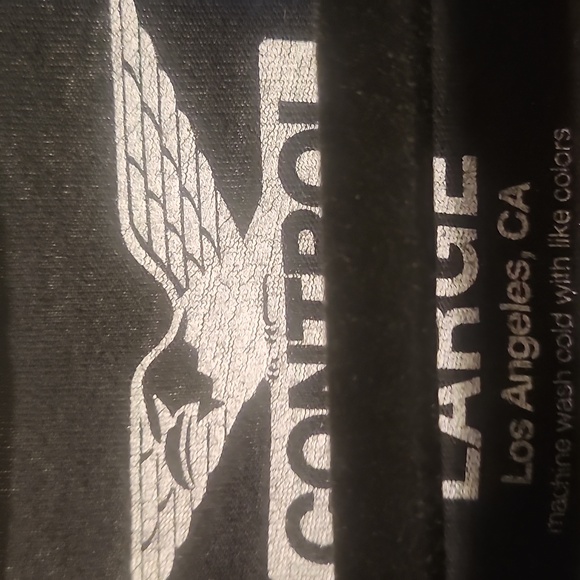 Control women's t-shirt. Box 14 - Picture 4 of 5